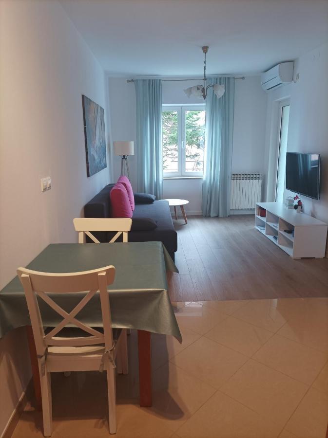 Neda Apartmani Mali Losinj Luaran gambar
