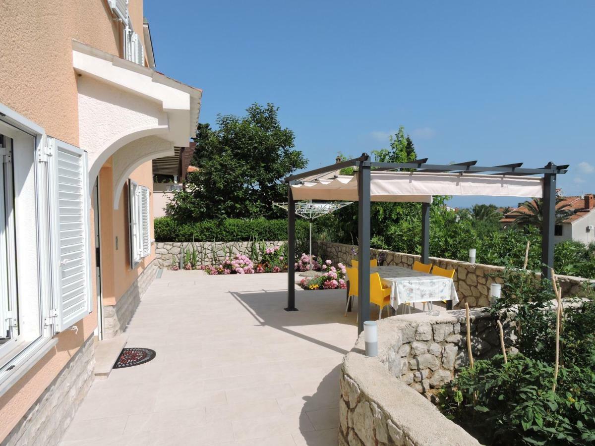 Neda Apartmani Mali Losinj Luaran gambar