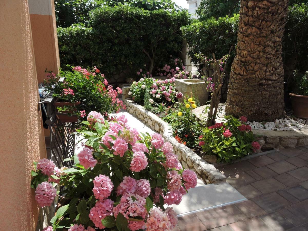 Neda Apartmani Mali Losinj Luaran gambar